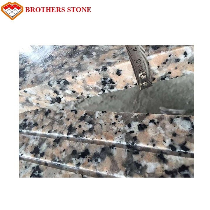 Chinese Xili Red Granite Stone Tiles Ornamental Stone Pavers 15-30mm Thickness