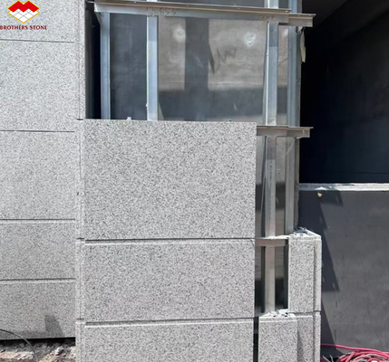 Modern Flamed Chinese Grey Granite Stone Veneer Cut-to-Size for Outdoor Wall Cladding