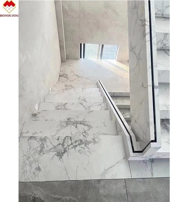 MOHS 6-7 Hardness White Marble Look Porcelain Tile Stairs with Customized Design