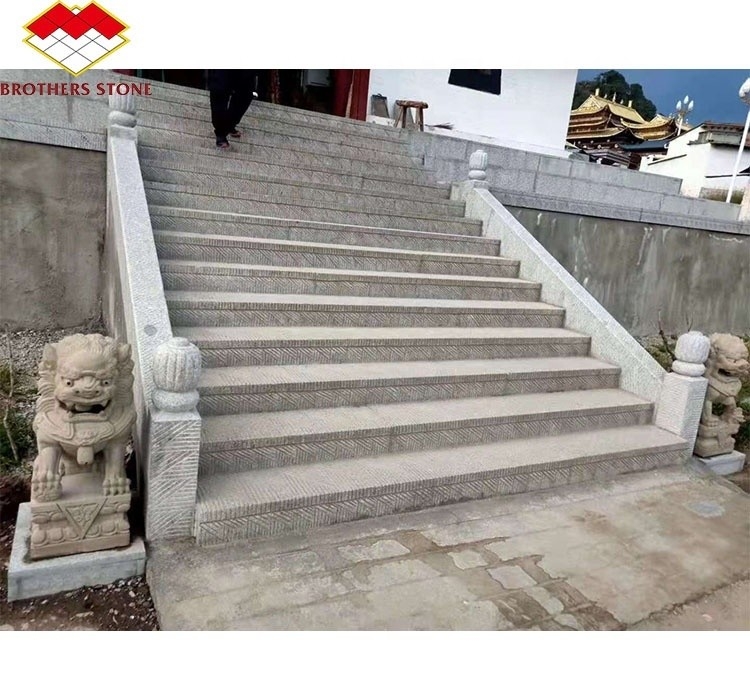 Outdoor Cut-To-Size White Granite Slab with Modern Design and Flamed Granite Steps